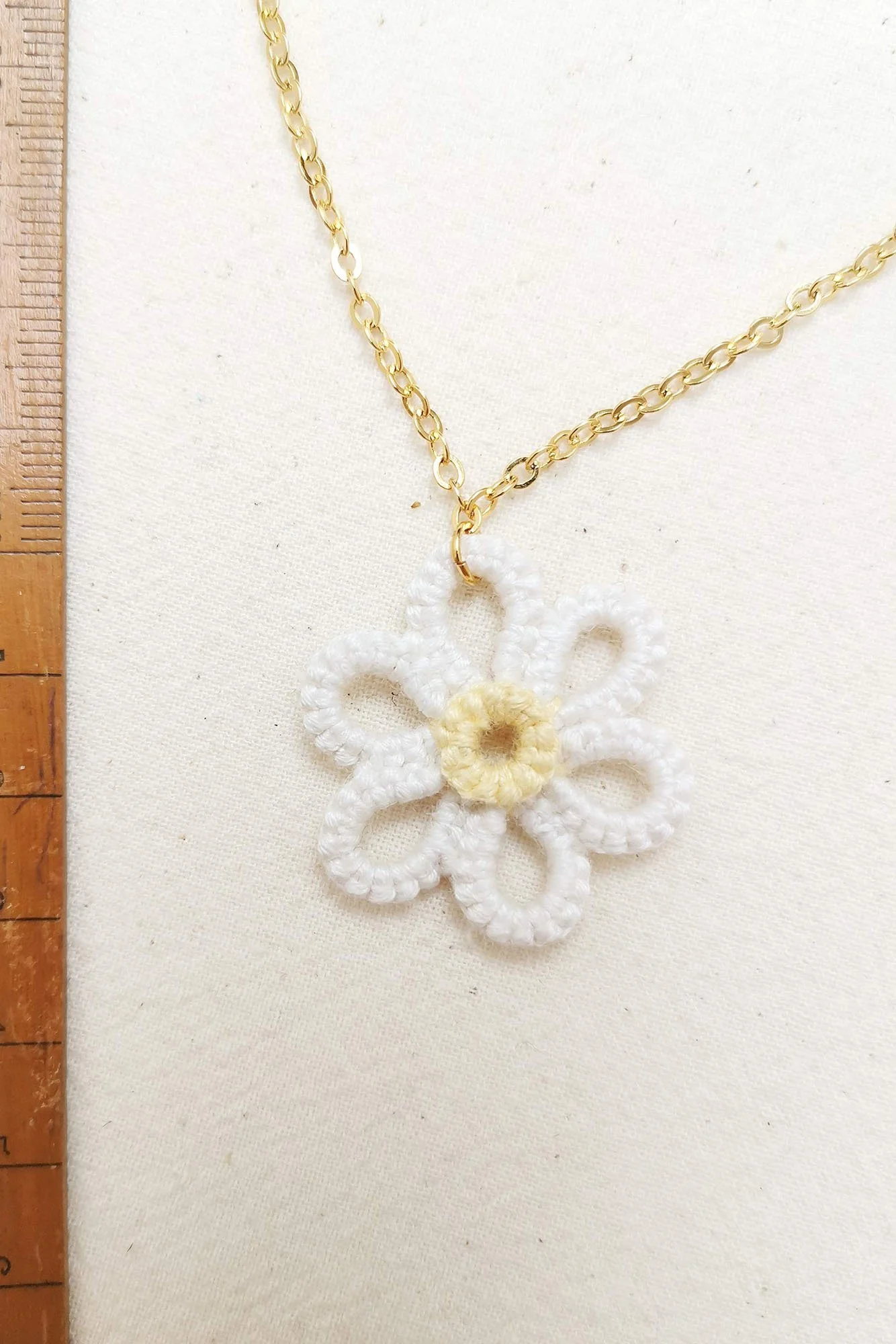 White daisy jewellery online